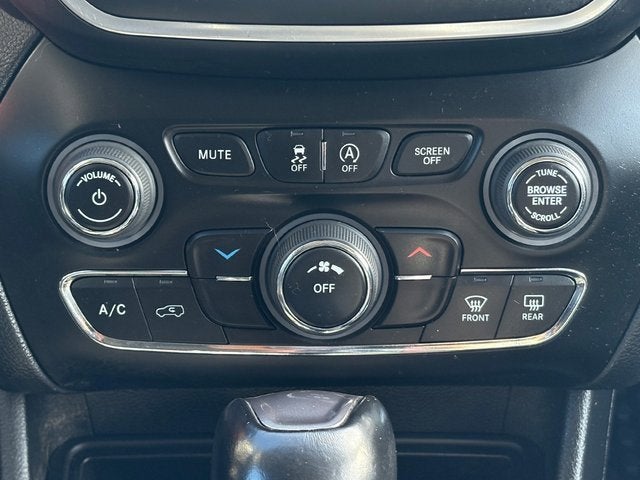 2022 Jeep Cherokee X 4x4