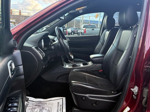 2021 Jeep Grand Cherokee Laredo X 4x4