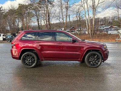 2021 Jeep Grand Cherokee Laredo X 4x4