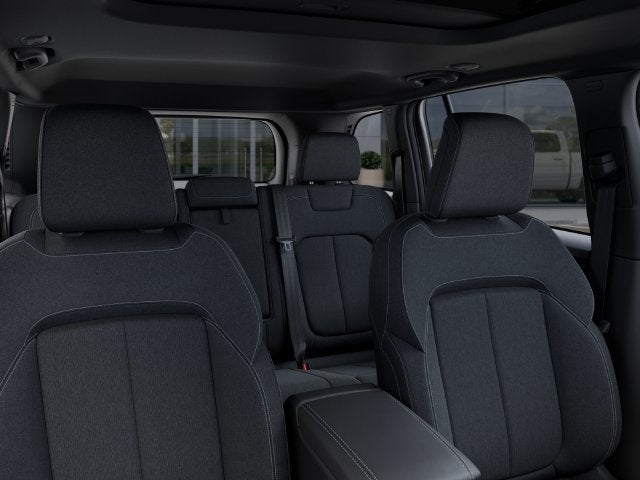 2027 Jeep Grand Cherokee GRAND CHEROKEE LAREDO X 4X4