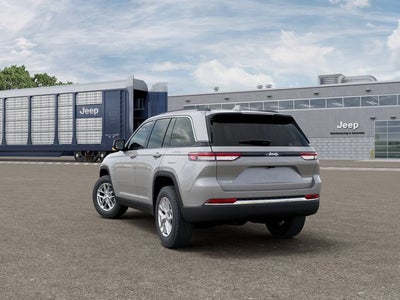 2026 Jeep Grand Cherokee GRAND CHEROKEE LAREDO X 4X4
