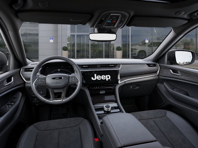 2027 Jeep Grand Cherokee GRAND CHEROKEE LAREDO ALTITUDE 4X4