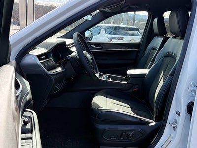 2026 Jeep Grand Cherokee GRAND CHEROKEE ALTITUDE 4X4