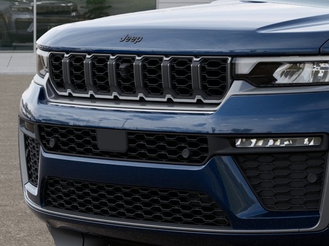 2027 Jeep Grand Cherokee GRAND CHEROKEE LIMITED RESERVE 4X4