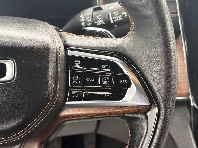 2024 Jeep Grand Cherokee Summit 4x4