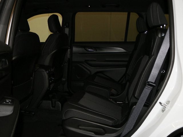 2025 Jeep Grand Cherokee GRAND CHEROKEE L LAREDO X 4X4