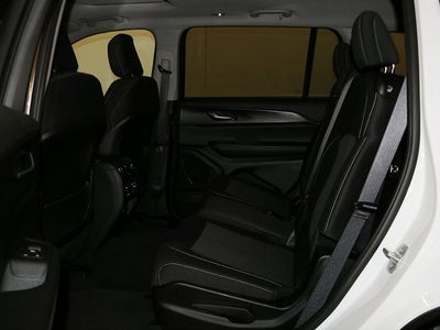 2023 Jeep Grand Cherokee L Laredo X 4x4