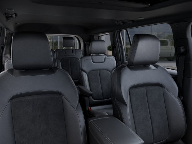 2027 Jeep Grand Cherokee GRAND CHEROKEE L LAREDO ALTITUDE 4X4