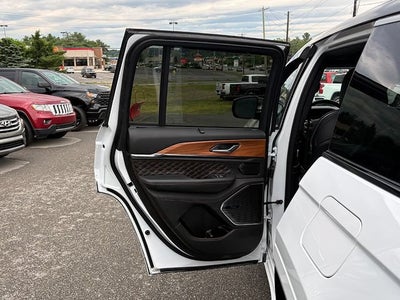 2025 Jeep Grand Cherokee 4xe Summit Reserve