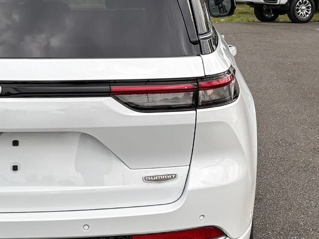 2025 Jeep Grand Cherokee 4xe Summit Reserve