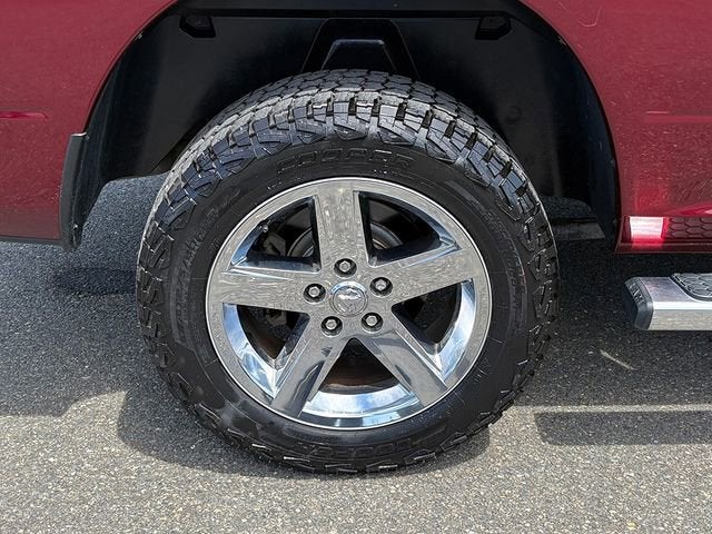 2018 RAM 1500 Express Quad Cab 4x4 6'4' Box