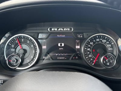 2022 RAM 1500 Big Horn Quad Cab 4x4 6'4' Box