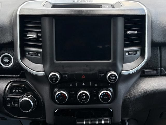 2022 RAM 1500 Big Horn Quad Cab 4x4 6'4' Box