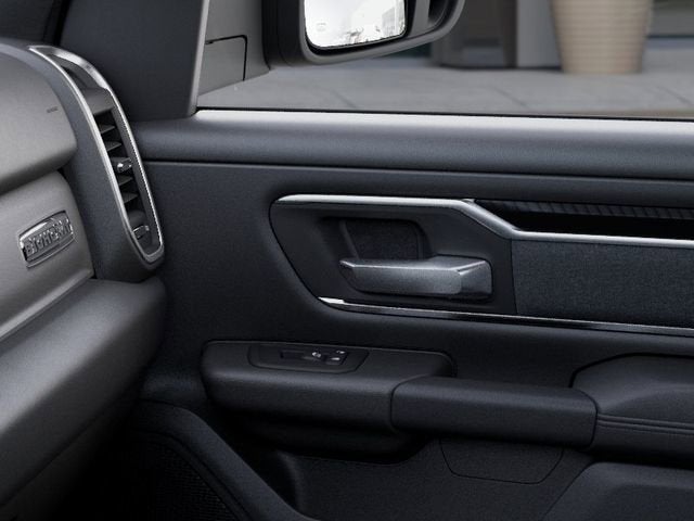 2025 RAM Ram 1500 RAM 1500 BIG HORN CREW CAB 4X4 5'7' BOX