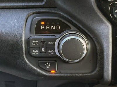 2025 RAM 1500 Big Horn Crew Cab 4x4 5'7' Box