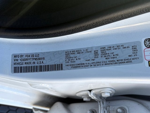 2023 RAM 1500 Big Horn Crew Cab 4x4 5'7' Box