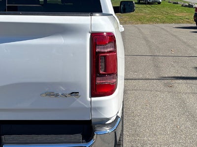 2023 RAM 1500 Laramie Crew Cab 4x4 5'7' Box