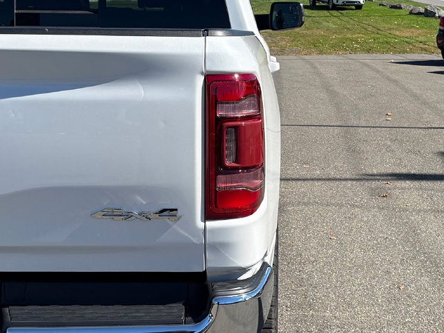 2023 RAM 1500 Laramie Crew Cab 4x4 5'7' Box