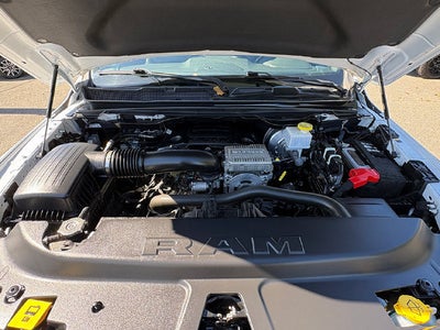 2023 RAM 1500 Laramie Crew Cab 4x4 5'7' Box