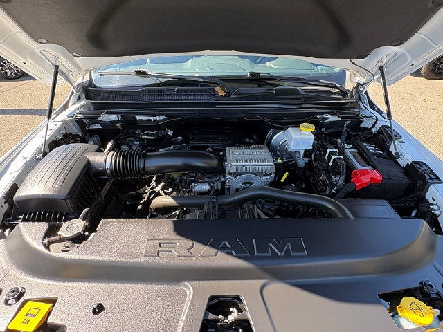 2023 RAM 1500 Laramie Crew Cab 4x4 5'7' Box