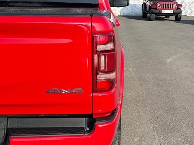 2022 RAM 1500 Laramie Crew Cab 4x4 5'7' Box