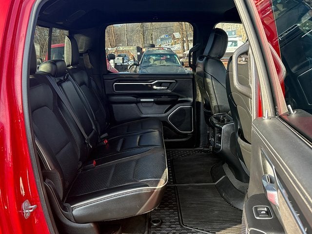 2022 RAM 1500 Laramie Crew Cab 4x4 5'7' Box