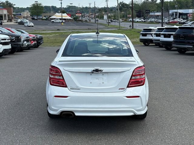2020 Chevrolet Sonic FWD Sedan LT