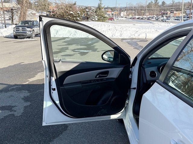 2016 Chevrolet Cruze Limited LS Auto