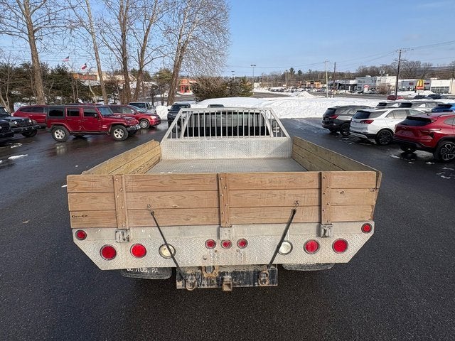 2005 Chevrolet Silverado 3500 Chassis LS