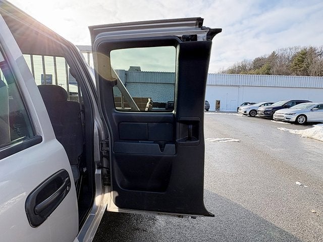 2005 Chevrolet Silverado 3500 Chassis LS