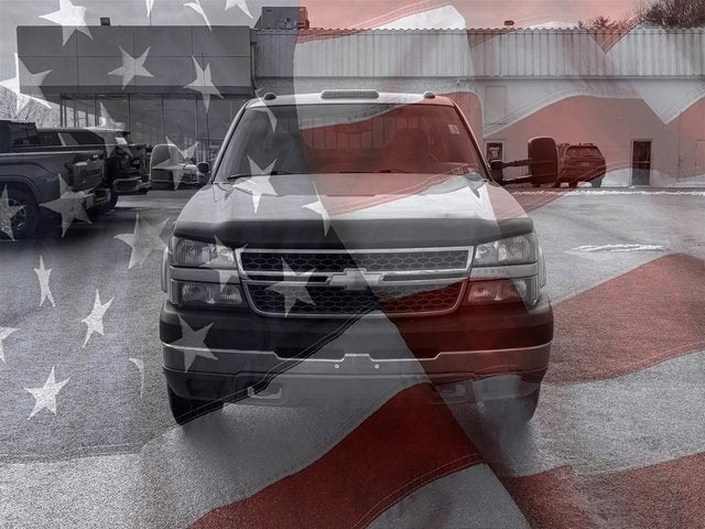 2005 Chevrolet Silverado 3500 Chassis LS