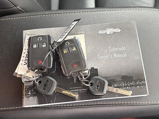 2022 Chevrolet Colorado 4WD Crew Cab Short Box ZR2