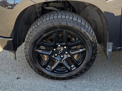 2023 Chevrolet Silverado 1500 4WD Crew Cab Short Bed Custom