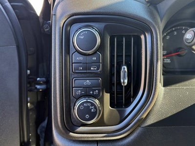 2023 Chevrolet Silverado 1500 4WD Crew Cab Short Bed Custom