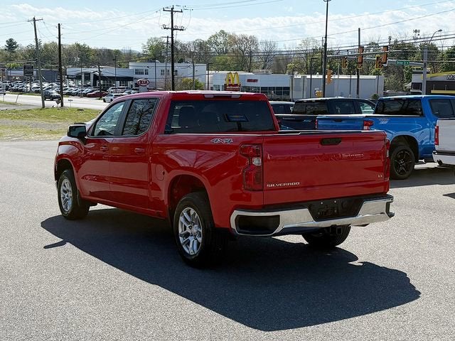 2022 Chevrolet Silverado 1500 4WD Crew Cab Short Bed LT with 2FL