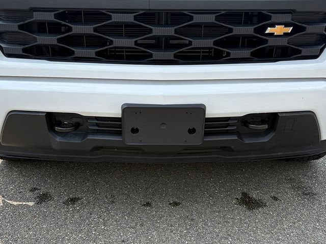 2022 Chevrolet Silverado 1500 4WD Double Cab Standard Bed Custom