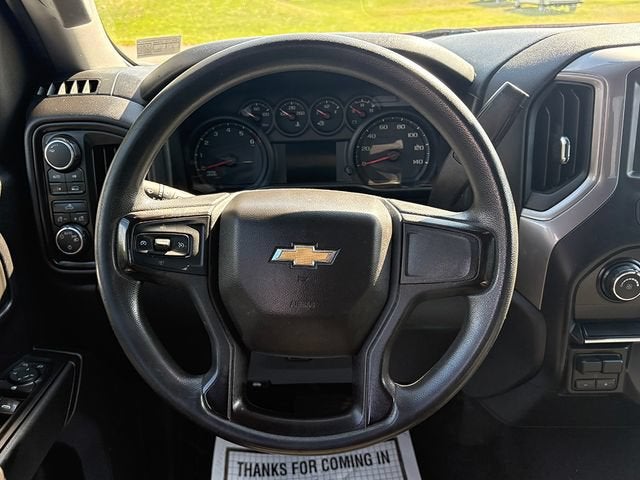 2020 Chevrolet Silverado 1500 4WD Double Cab Standard Bed Custom