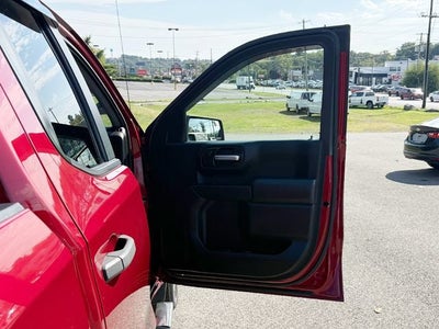 2020 Chevrolet Silverado 1500 4WD Double Cab Standard Bed Custom