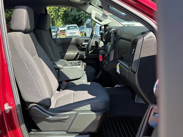 2020 Chevrolet Silverado 1500 4WD Double Cab Standard Bed Custom