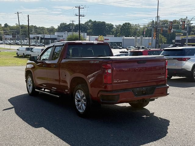2020 Chevrolet Silverado 1500 4WD Double Cab Standard Bed Custom