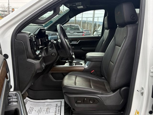 2025 Chevrolet Silverado 1500 4WD Crew Cab Short Bed High Country