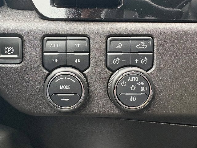 2025 Chevrolet Silverado 1500 4WD Crew Cab Short Bed High Country