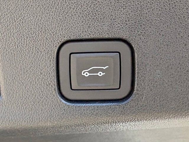 2025 Chevrolet Traverse AWD High Country