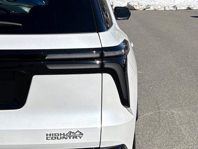 2025 Chevrolet Traverse AWD High Country