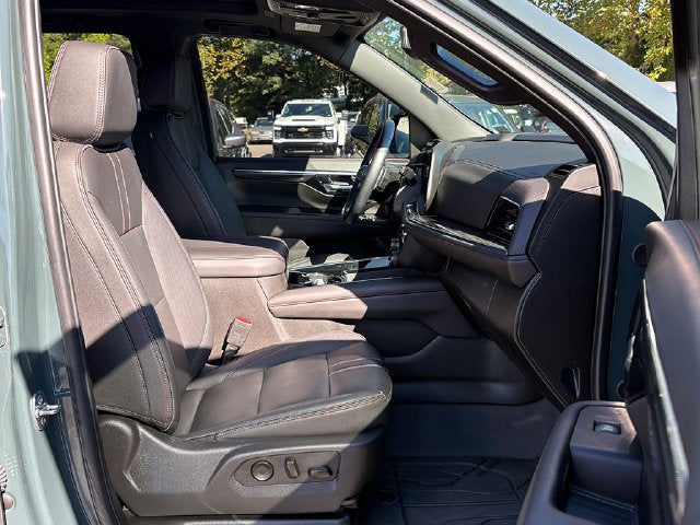 2025 Chevrolet Tahoe 4WD RST