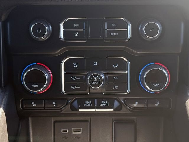 2024 Chevrolet Suburban 4WD Z71