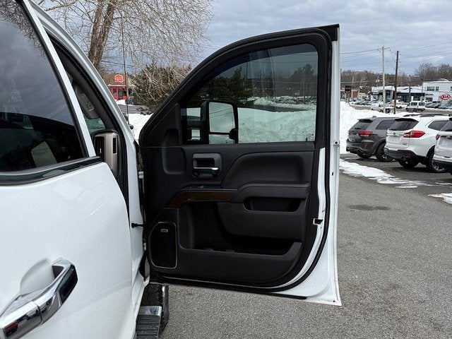 2017 GMC Sierra 3500HD Denali