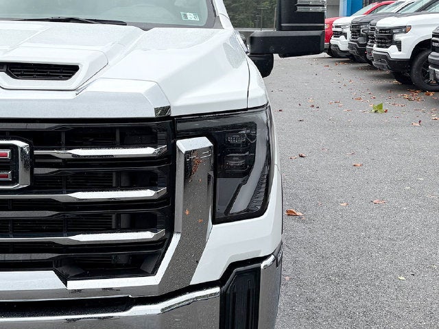 2024 GMC Sierra 2500HD 4WD Double Cab Standard Bed SLE