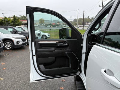 2024 GMC Sierra 2500HD 4WD Double Cab Standard Bed SLE