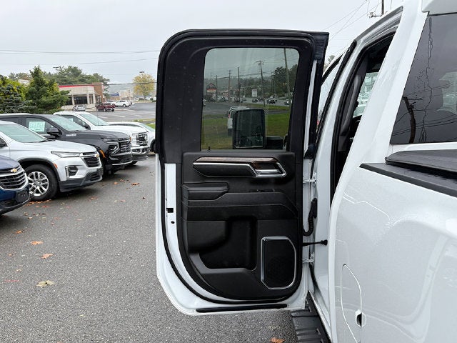 2024 GMC Sierra 2500HD 4WD Double Cab Standard Bed SLE